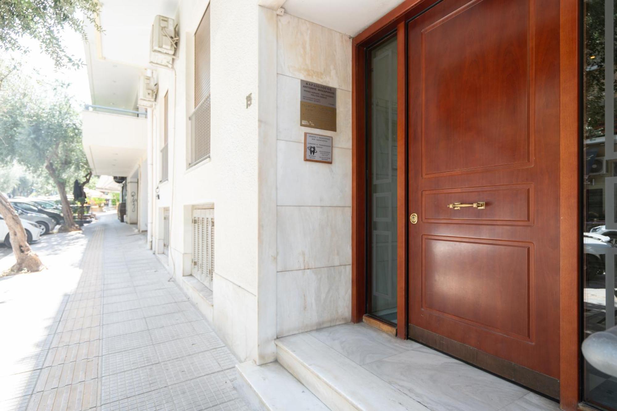 Sophisticated Modern Apt In Athens Center Ngoại thất bức ảnh